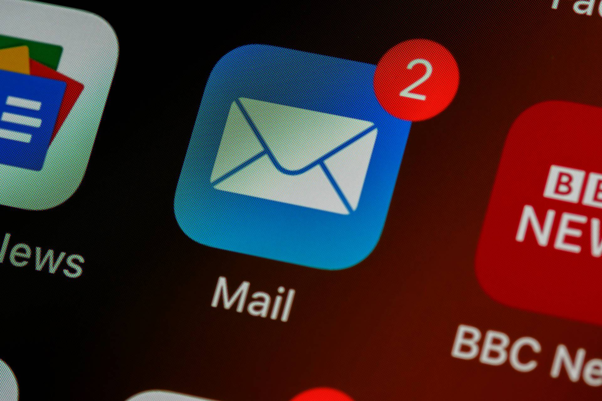 In-app vs Push Notifications